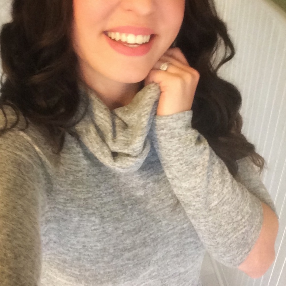 Cowl-necked Sweater dress with peek-a-boo elbow